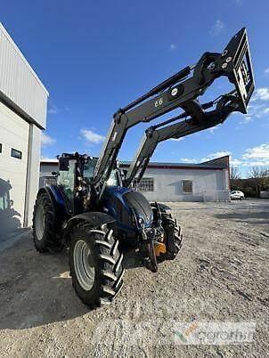 Valtra N134A Трактори