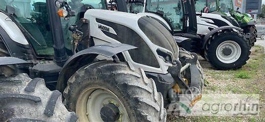 Valtra N135D Трактори