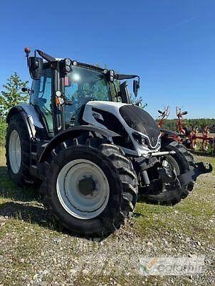 Valtra N155 DIRECT Трактори