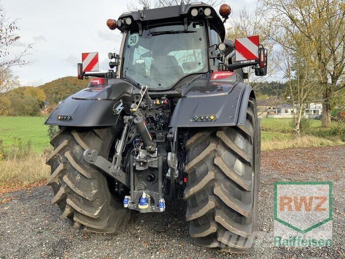 Valtra Q305 Трактори