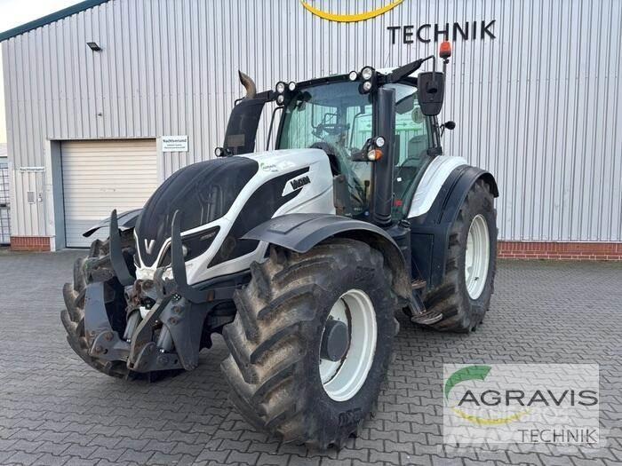 Valtra T 214 D Трактори
