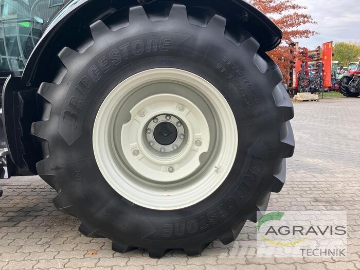 Valtra T 235 D Трактори