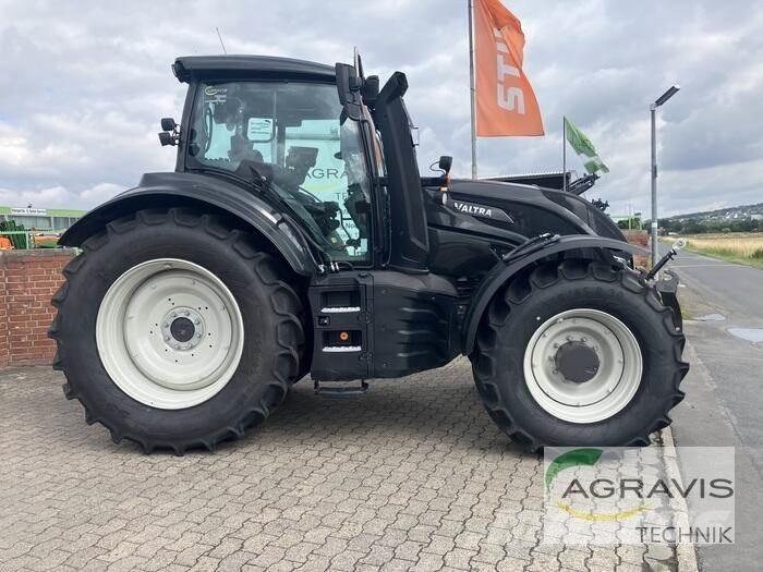 Valtra T 235 D Трактори