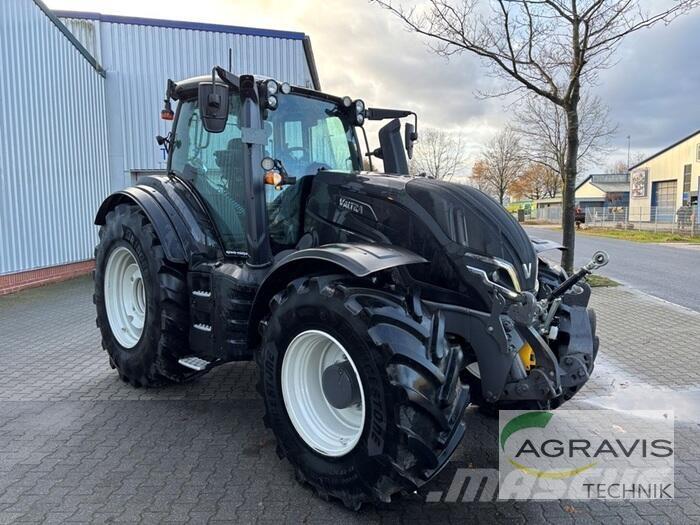 Valtra T 235 D Трактори