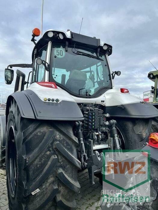 Valtra T215 Direct Трактори