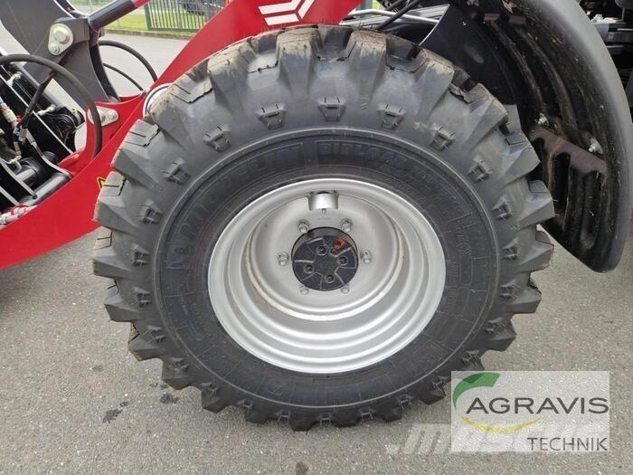 Yanmar V 7 Фронтальні навантажувачі
