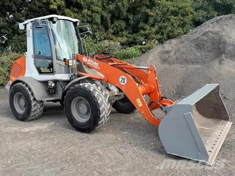 Atlas AR 75 Фронтальні навантажувачі