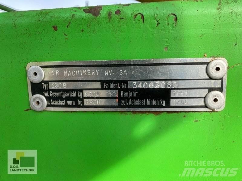 AVR 230 B Картоплезбиральні комбайни