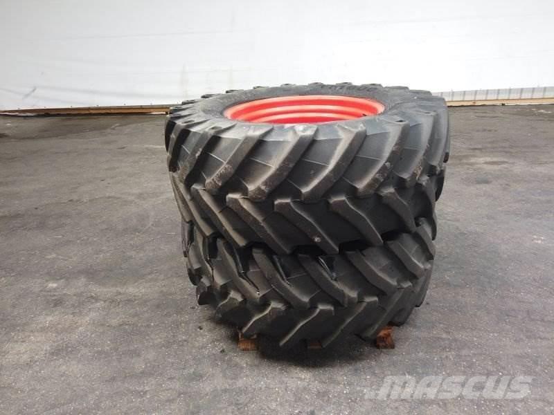 BKT 540 / 65 R30 Колеса