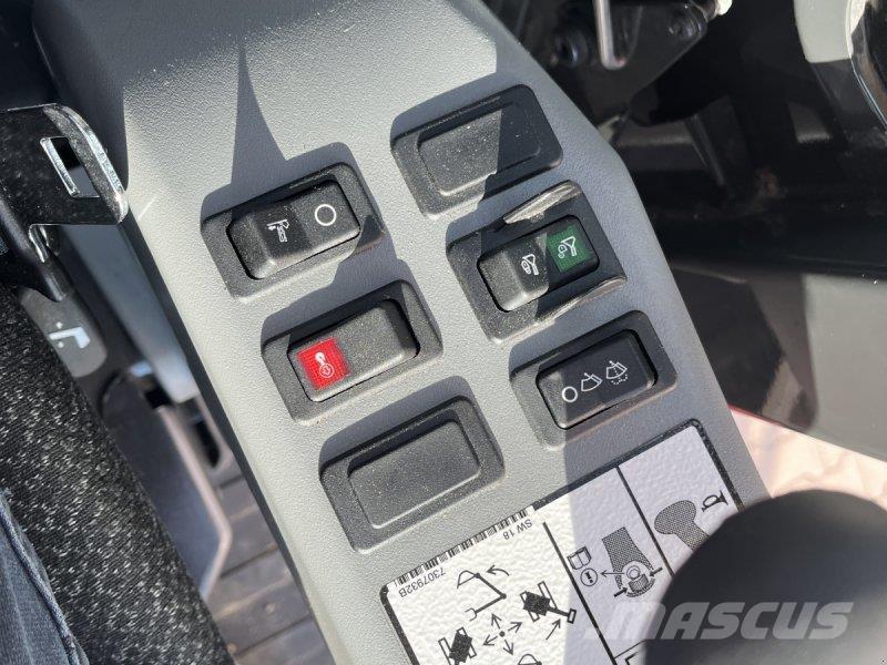 Bobcat E88 Колісні екскаватори