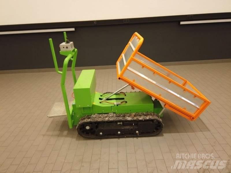 CAT 1000 Машина для обрізки і видалення бадилля