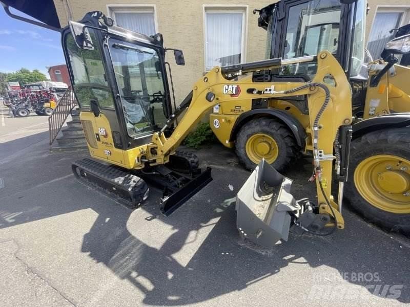 CAT 302CR-05A Міні-екскаватори < 7т