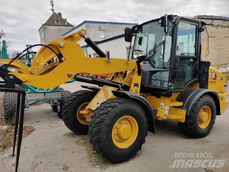 CAT 907 Фронтальні навантажувачі