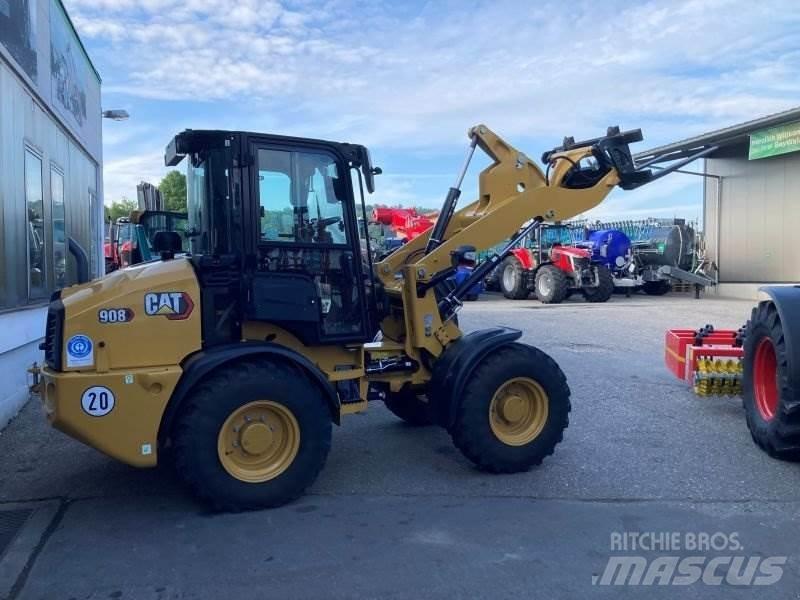 CAT 908 Фронтальні навантажувачі
