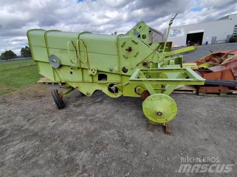 CLAAS Corsar Зернозбиральні комбайни