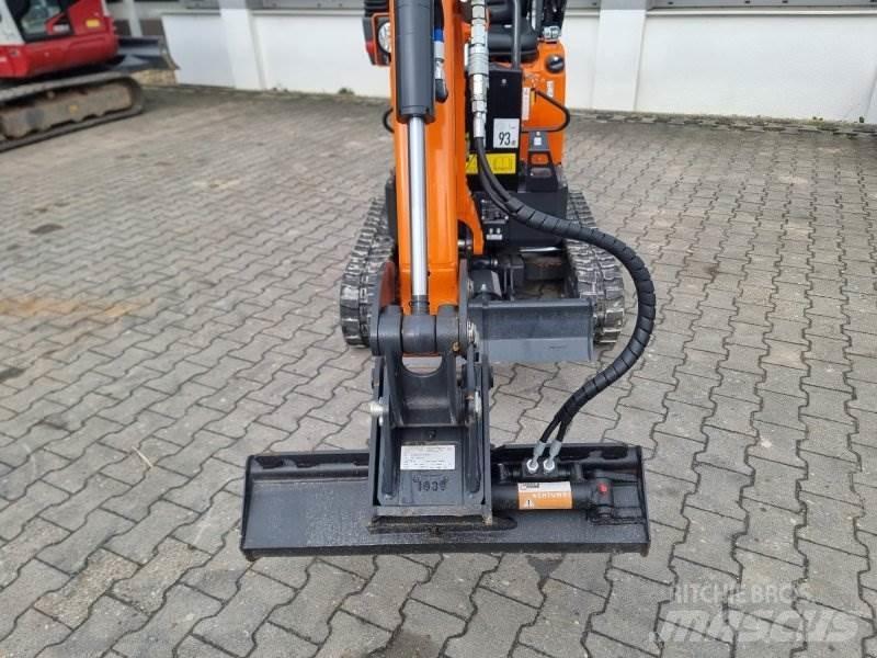 Develon DX 10Z Міні-екскаватори < 7т