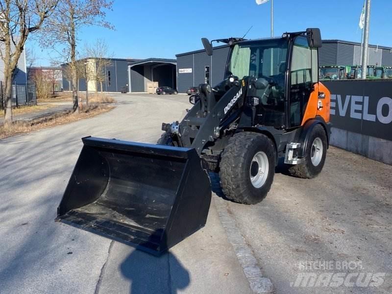 Doosan DL 80-7 Фронтальні навантажувачі