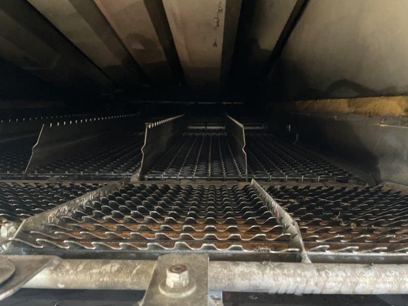 Fendt 5255 L Зернозбиральні комбайни