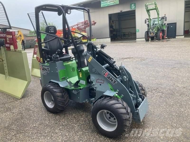 GiANT G 1200 Міні-навантажувачі