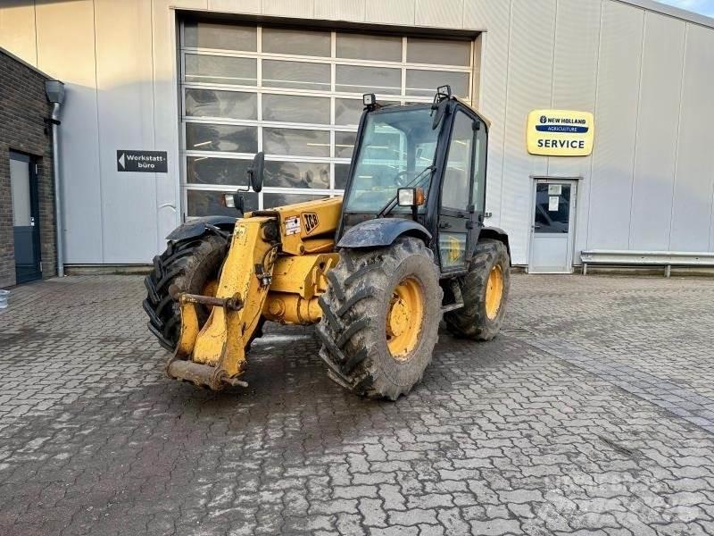 JCB 526-56 Телескопічні навантажувачі