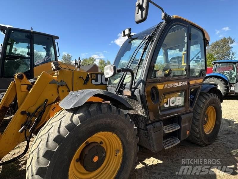 JCB 542-70 Телескопічні навантажувачі