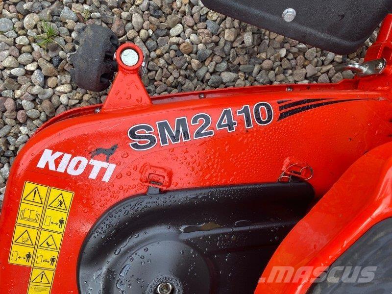 Kioti CS2520H Трактори