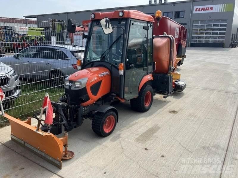 Kubota BX231 Трактори
