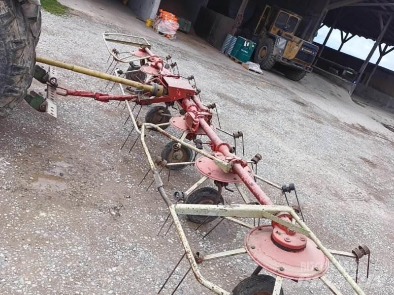 Kuhn GF 671 Граблі і сінозворушувачі