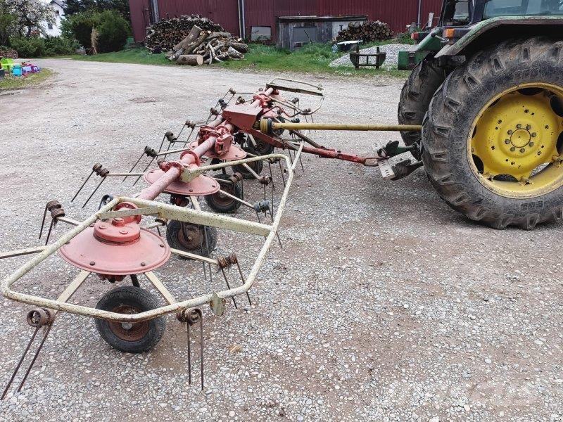 Kuhn GF 671 Граблі і сінозворушувачі