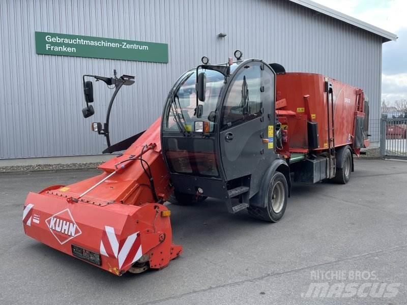 Kuhn SPW 19 Завантажувачі змішувальних машин