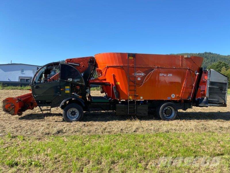 Kuhn SPW 25 Завантажувачі змішувальних машин
