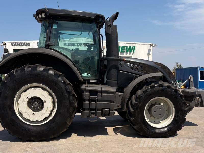 Valtra S274 Трактори