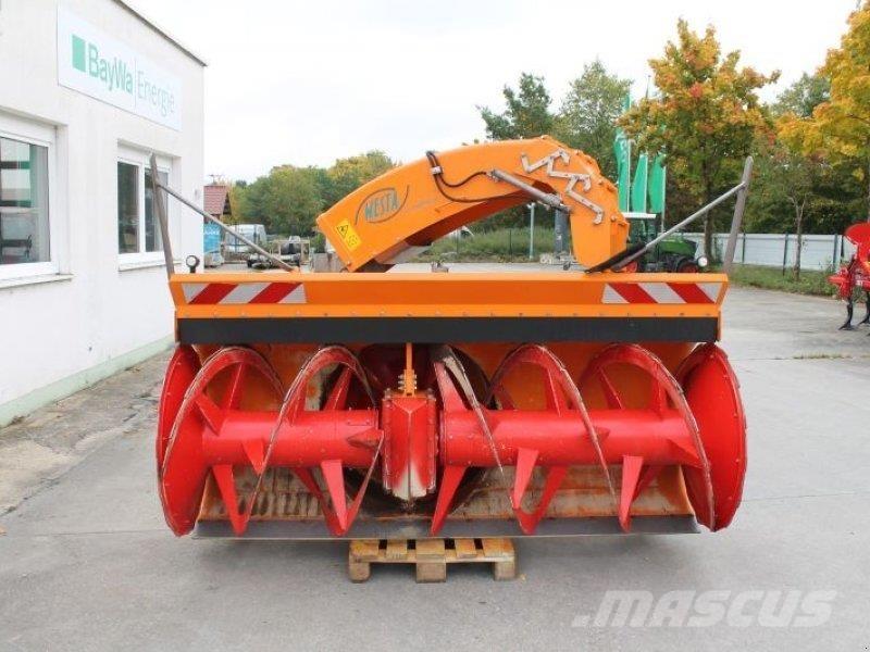  Westa 950/2600 Снігомітли