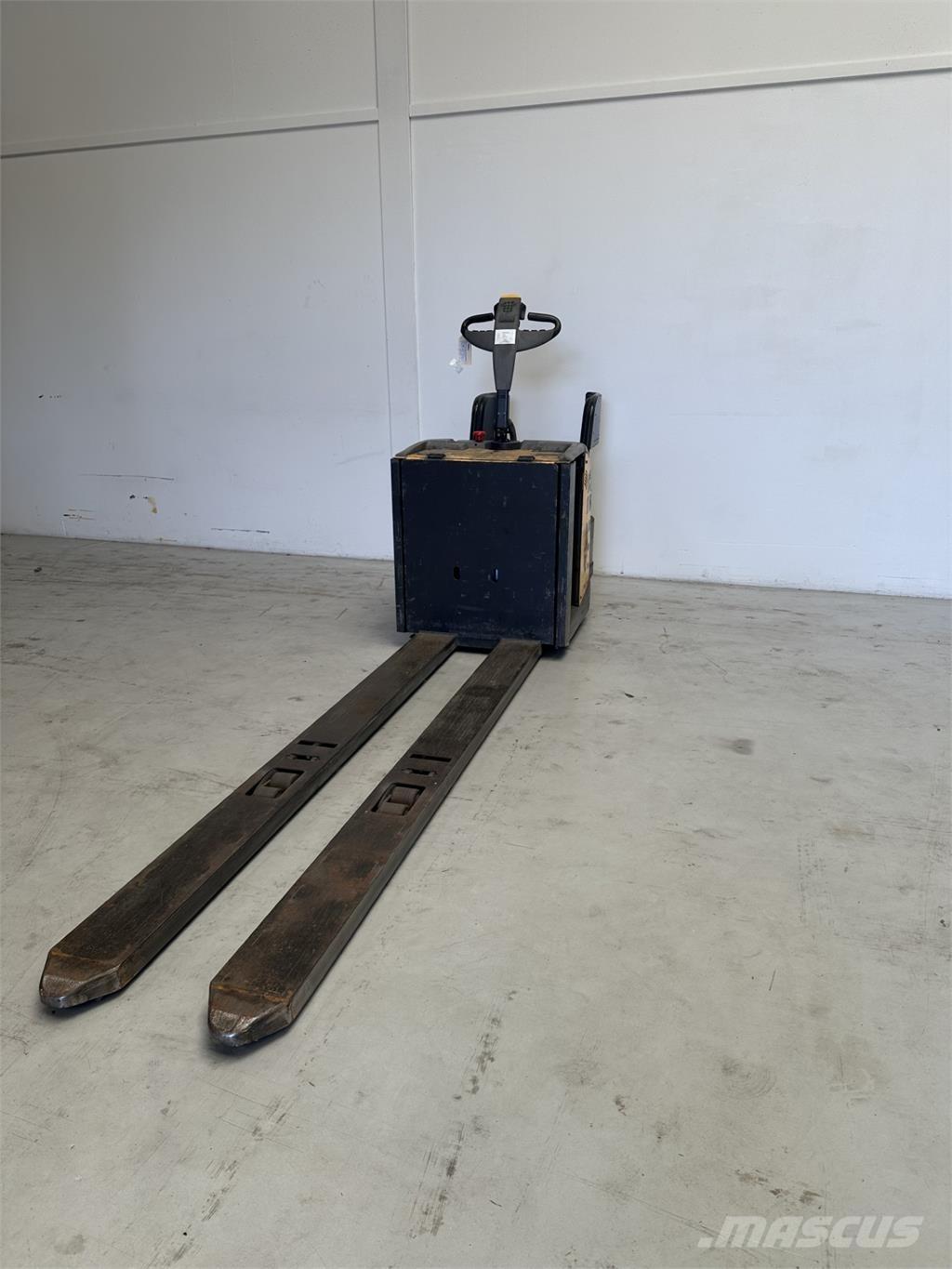 Atlet PLP/200 Штабелери