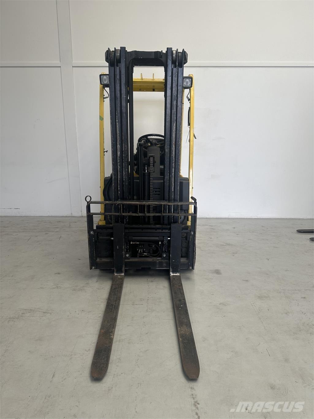 Hyster J1.8XMT Електронавантажувачі