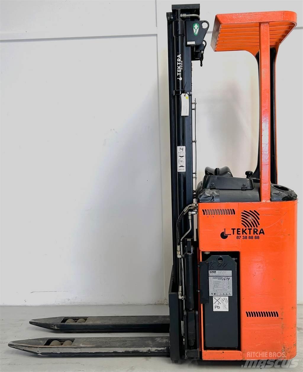 Rocla SST 12 TREV Самохідні електроштабелери