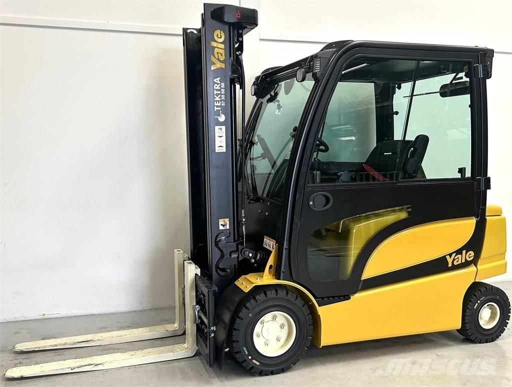 Yale ERP30VL (LWB) Електронавантажувачі