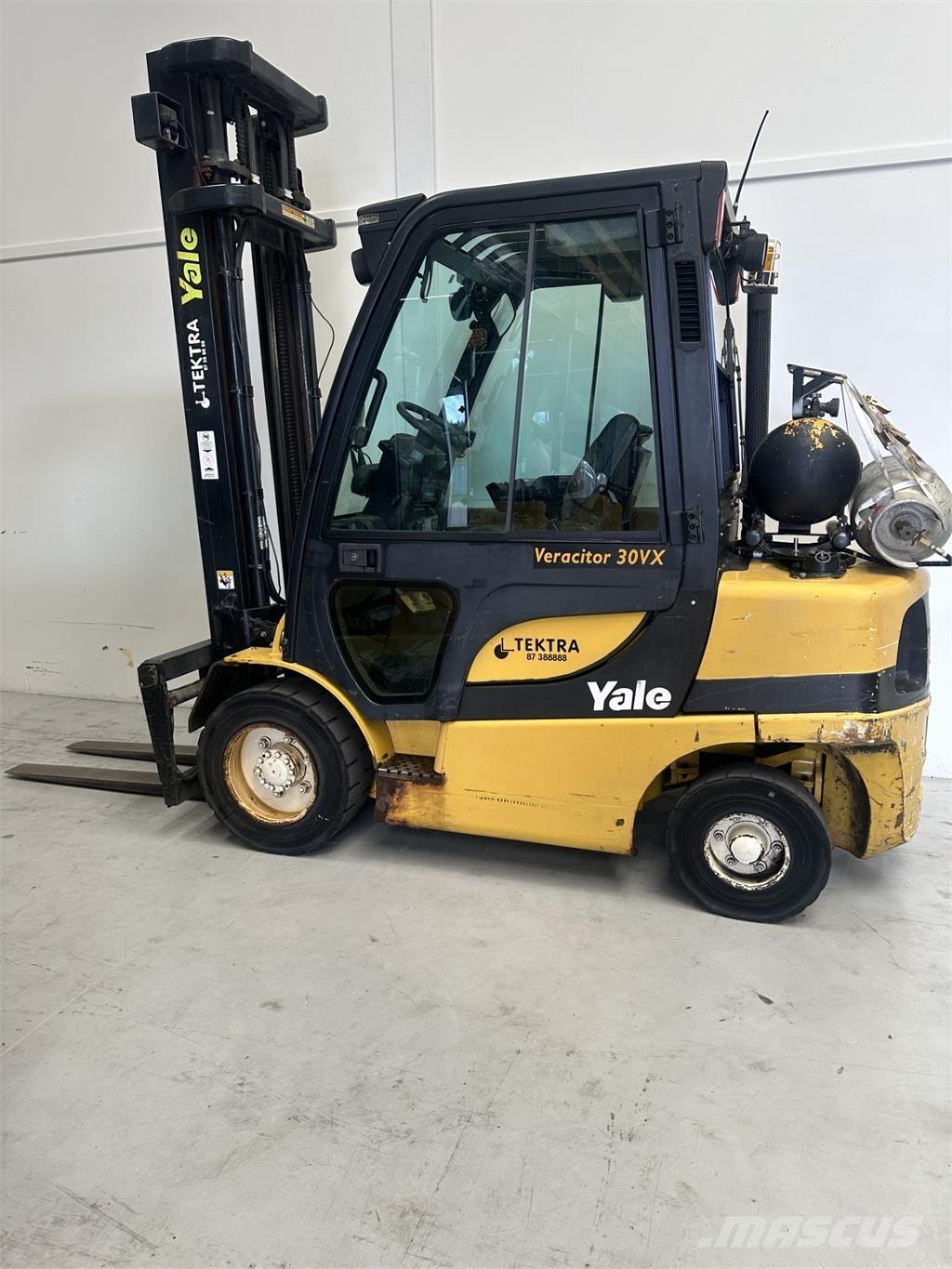 Yale GLP30VX Газові навантажувачі