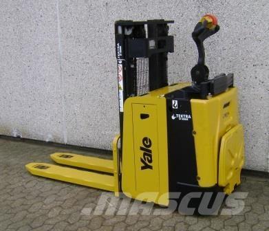 Yale MP20XD Самохідні електроштабелери