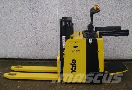 Yale MP20XD Самохідні електроштабелери