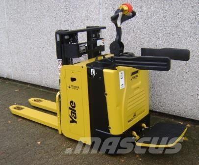 Yale MP20XD Самохідні електроштабелери