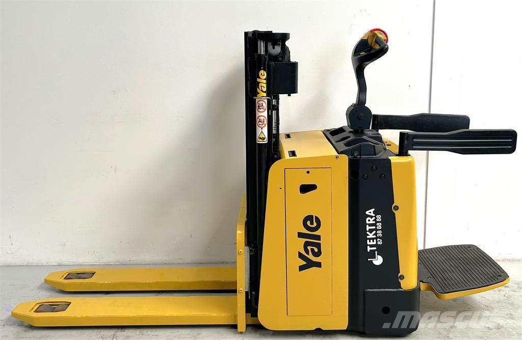 Yale MP20XD Самохідні електроштабелери
