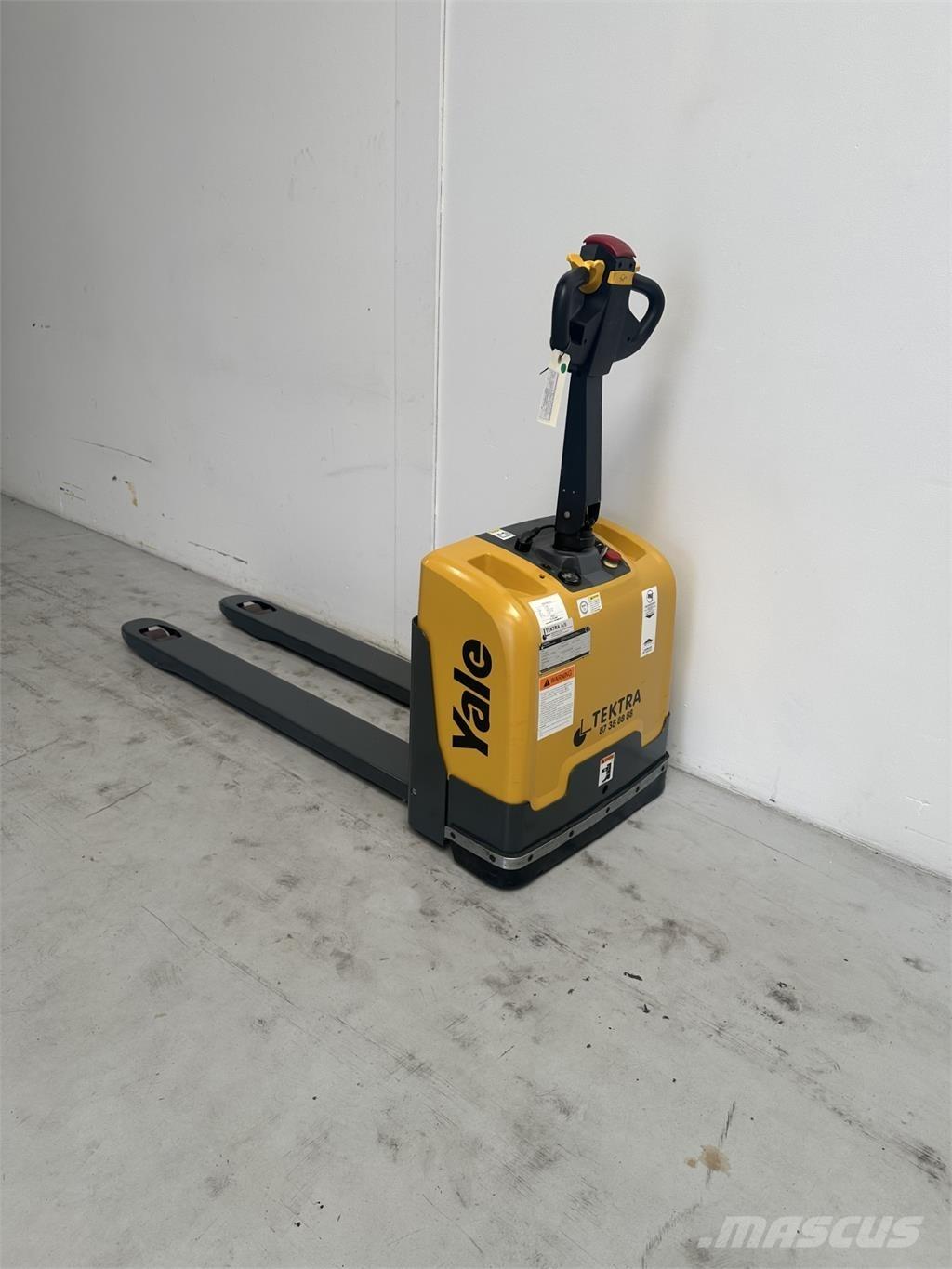 Yale MPC14 - 550 Штабелери