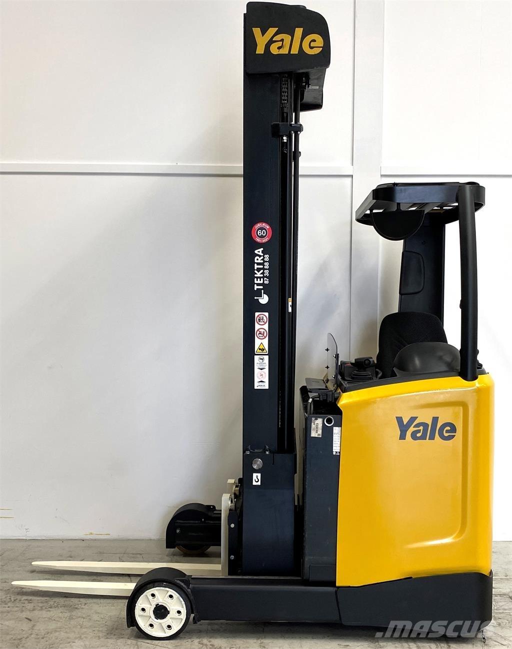 Yale MR14 Річ-трак із високим підйомом
