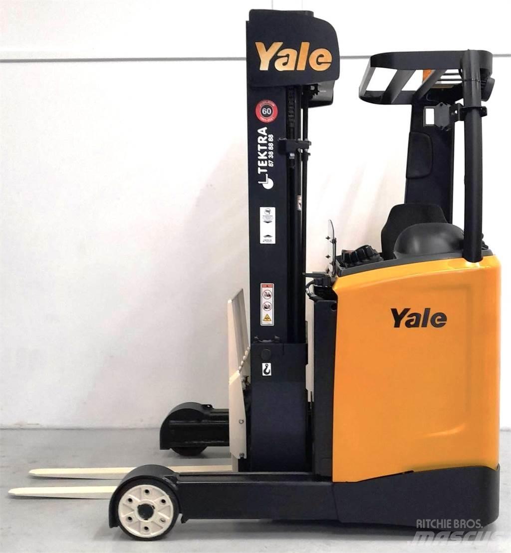 Yale MR14 Річ-трак із високим підйомом