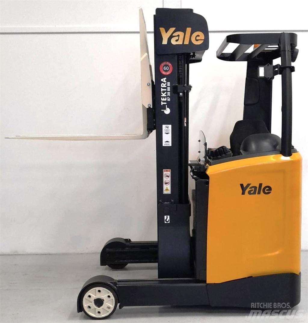 Yale MR14 Річ-трак із високим підйомом