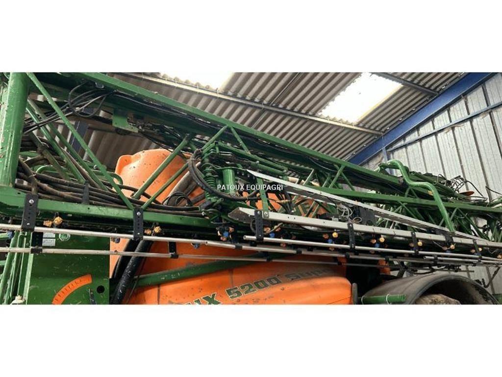Amazone UX5200 Причіпні обприскувачі