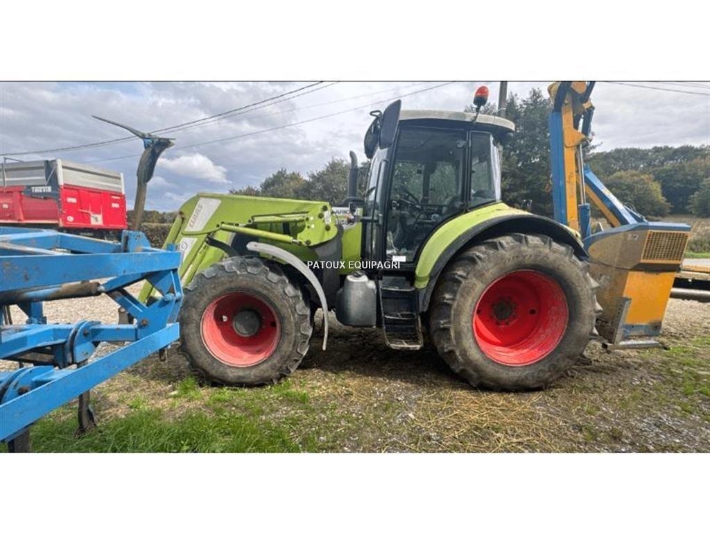 CLAAS ARION640 Трактори