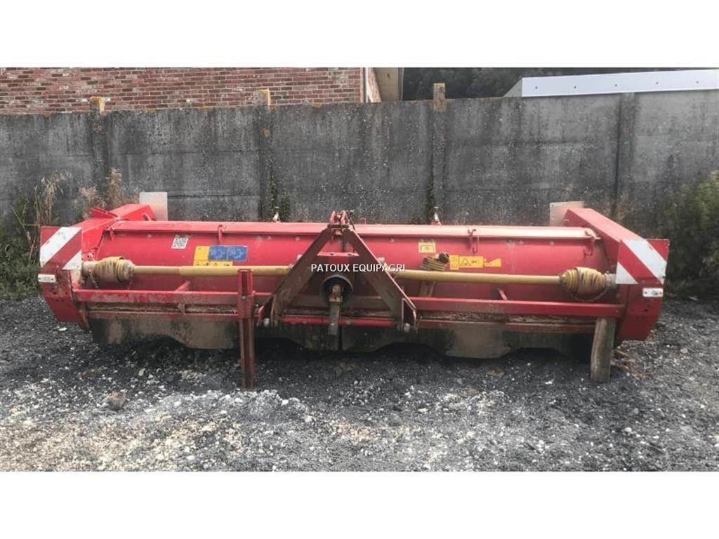 Grimme KS3600 видаляють бадилля