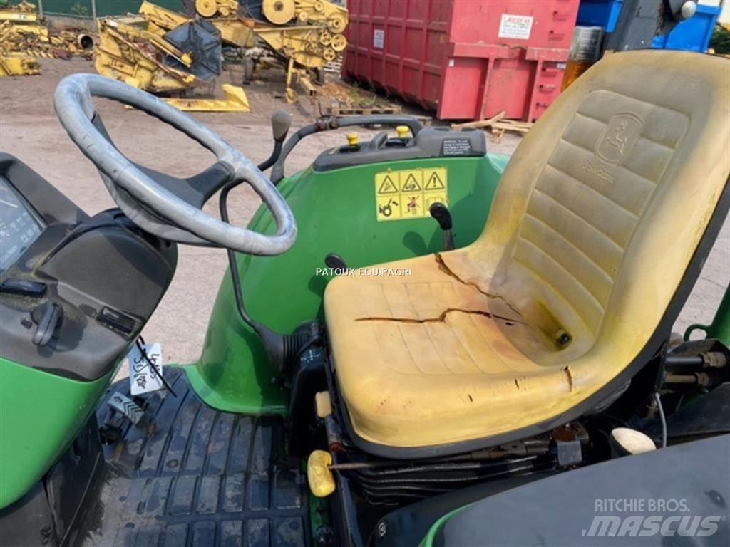 John Deere 4710 Трактори